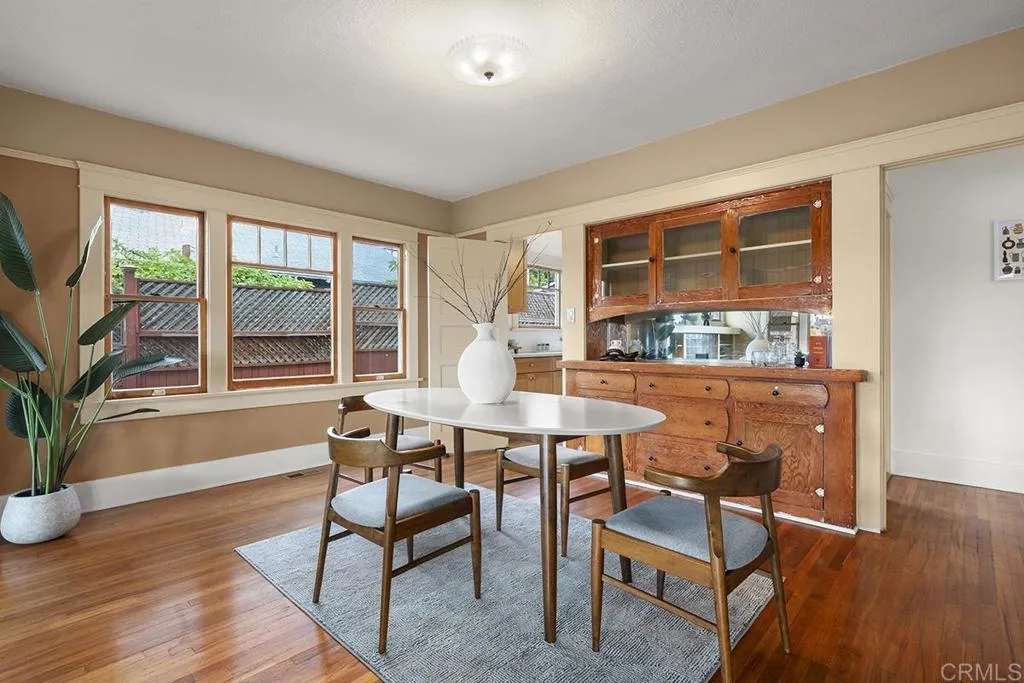 https://cdn.realtyfeed.com/cdn/127/306539910/137269b3c750689505ea02f7f74af7bb.webp