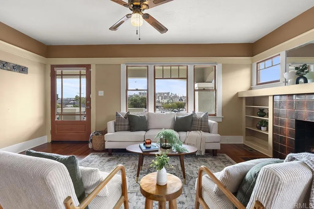 https://cdn.realtyfeed.com/cdn/127/306539910/213cd9a33bfc24062209315d75ea7381.webp
