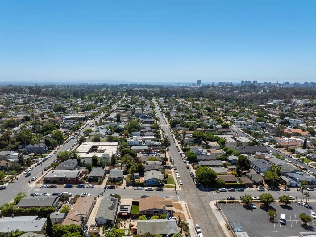 https://cdn.realtyfeed.com/cdn/127/306539910/ab58fac6240c360515658543105ceb23.webp