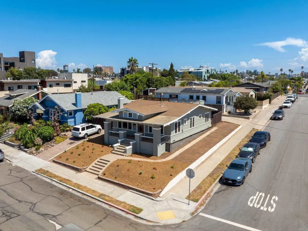 https://cdn.realtyfeed.com/cdn/127/306539910/b9f17925af4843b6e2e60860782332fe.webp