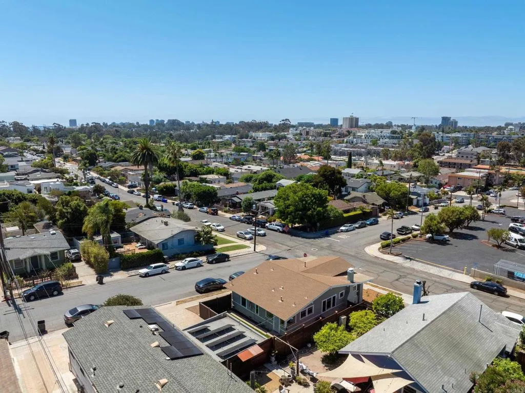 https://cdn.realtyfeed.com/cdn/127/306539910/e3ac5dfe4aa6cf5eef11548c0e50c259.webp