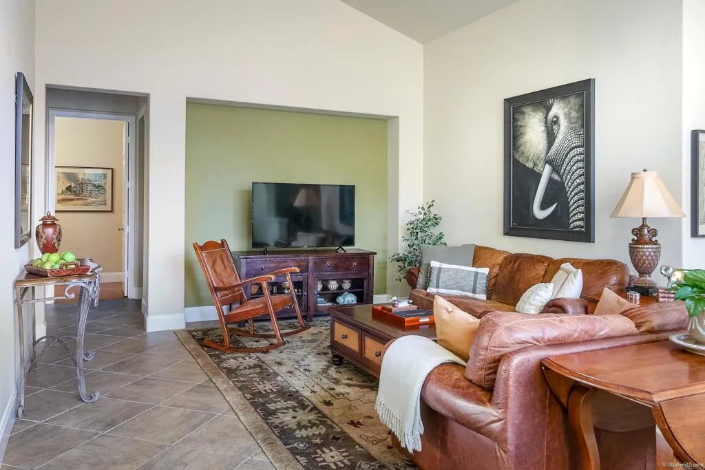 https://cdn.realtyfeed.com/cdn/127/306539913/d2d962a5753616883df1f7b48fd33dfc.webp