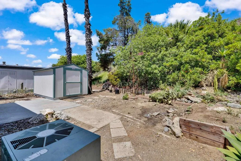 https://cdn.realtyfeed.com/cdn/127/306539919/1b606c6f13e6182c2b76e886605d88ed.webp