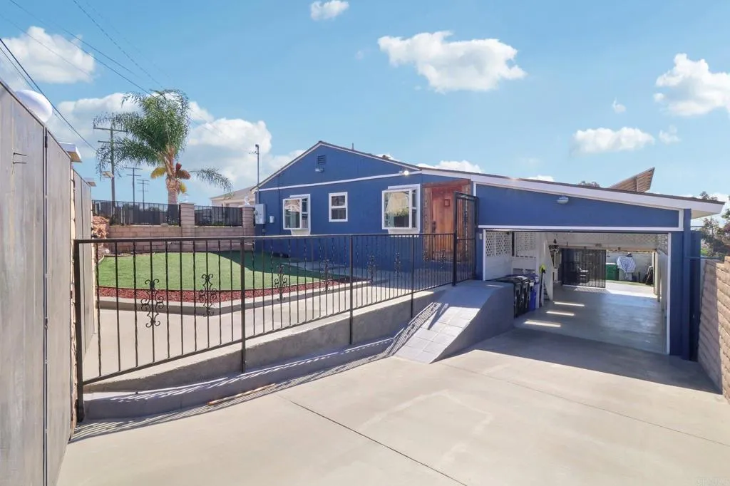 https://cdn.realtyfeed.com/cdn/127/306539920/2c99bdb0f3b569210d9e1fe194ec1010.webp