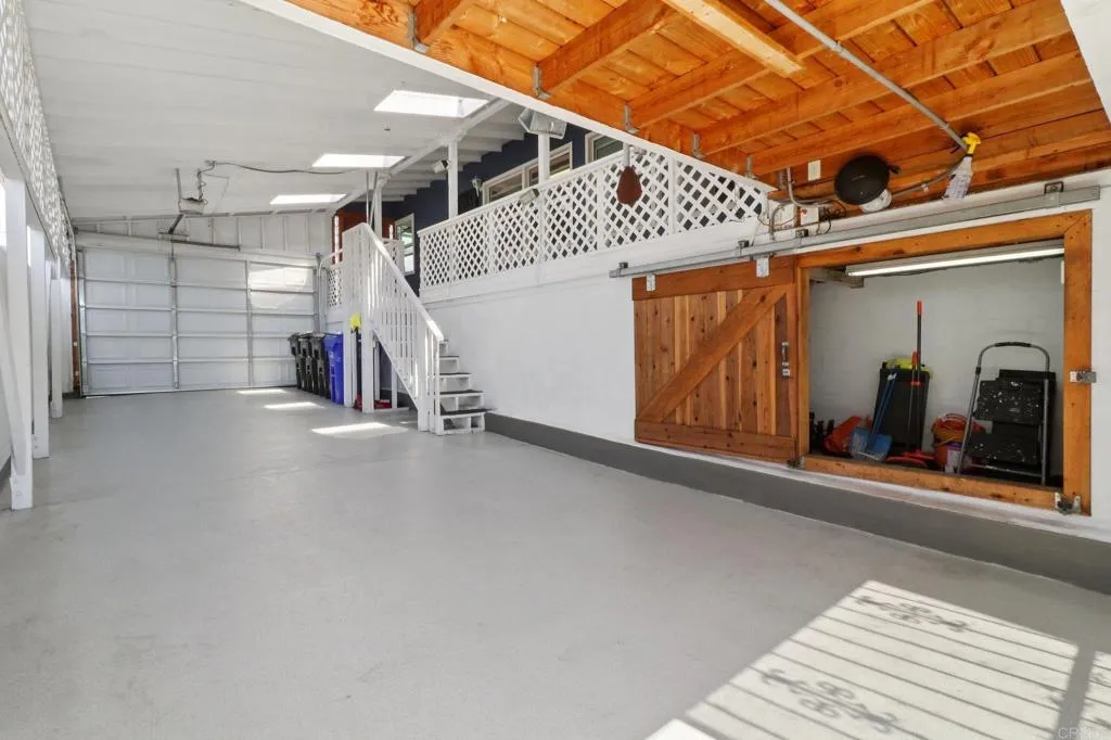 https://cdn.realtyfeed.com/cdn/127/306539920/db5e9125e87e7ad00c2547593a5e3b11.webp