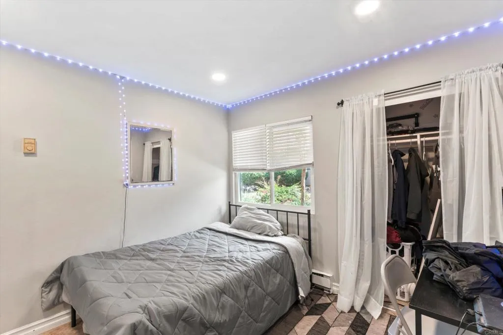 https://cdn.realtyfeed.com/cdn/127/306539930/c8d9f50042c1b7497e11cb5e2fca9bec.webp