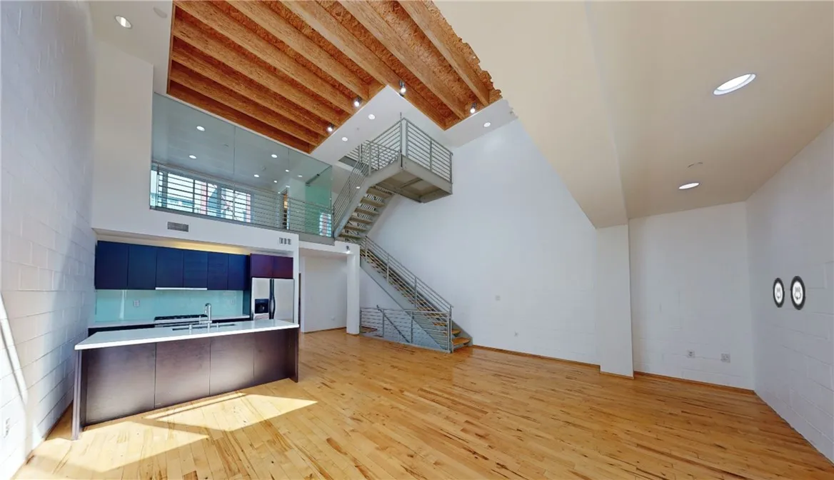 3450 Cahuenga Boulevard Unit 301, Studio City, CA 90068 - Photo 3 of 15, Studio City, CA