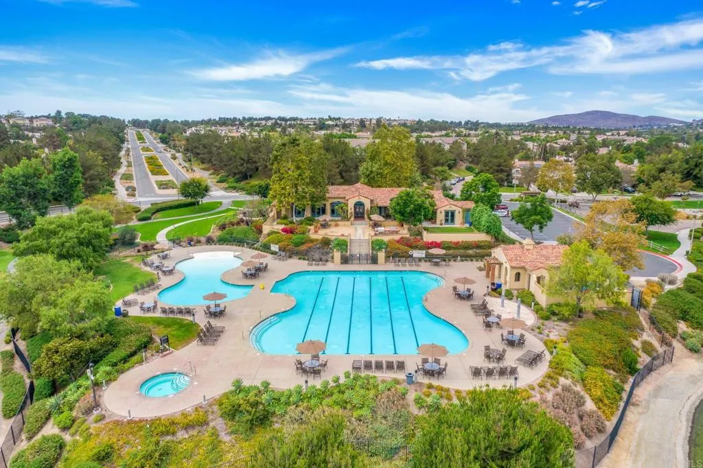 https://cdn.realtyfeed.com/cdn/127/306539952/92fe57dfd7a7c1a7c9edd0c4aa55a205.webp