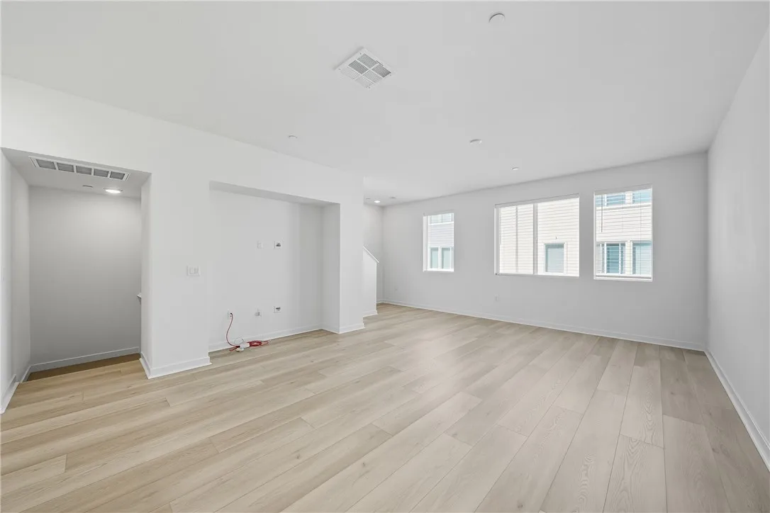 Photo #15: SW25206805 Listing: Photo #15