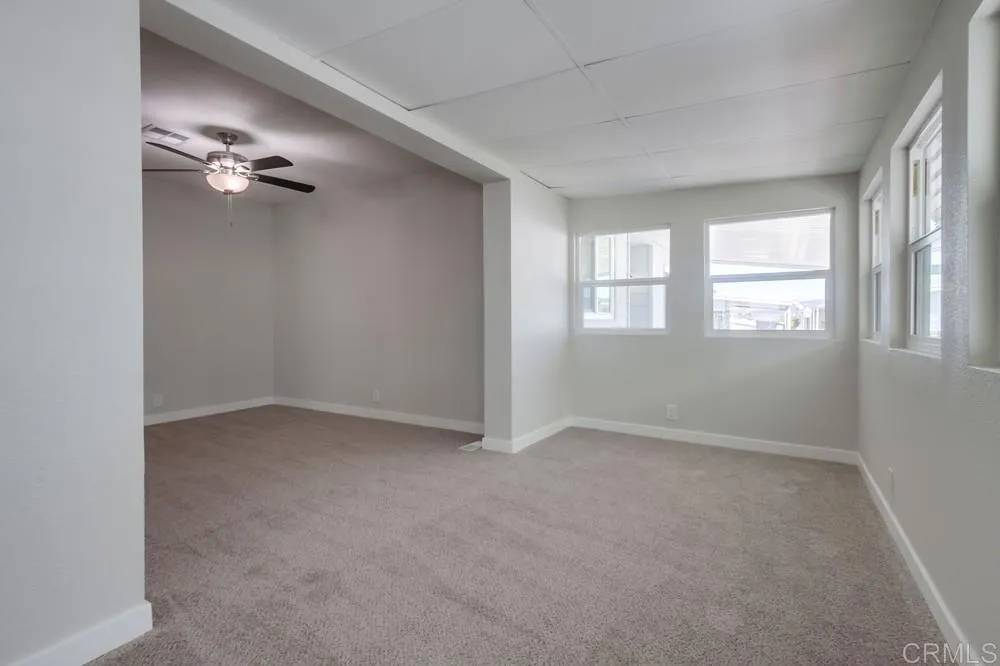 https://cdn.realtyfeed.com/cdn/127/306540015/89c0a2de4379d98e20a6d6cd2a4ed5c5.webp