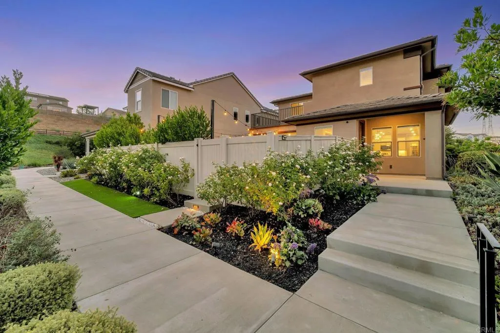 https://cdn.realtyfeed.com/cdn/127/306540050/ef5b937a0c94b0a7a4a6de84e59c5c39.webp