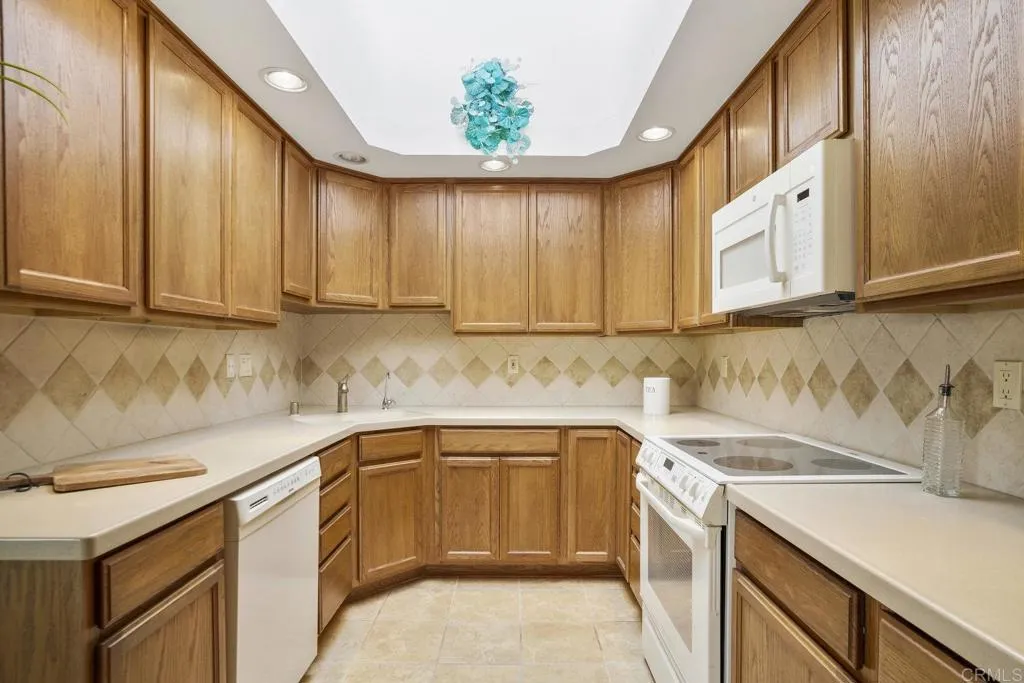 Photo #18: PTP2506919 Listing: Photo #18