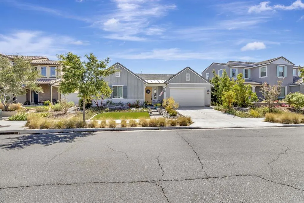 https://cdn.realtyfeed.com/cdn/127/306540109/3479f1be5065c0996abcda1026bfd545.webp