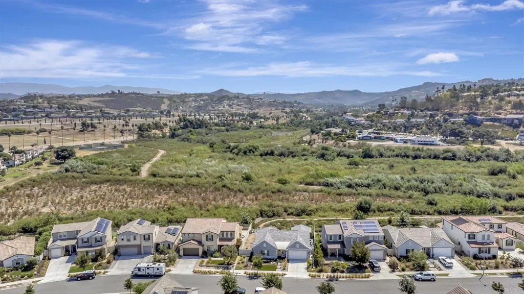 https://cdn.realtyfeed.com/cdn/127/306540109/b8359b6cbc6c5e8b8b0f1999286aae89.webp