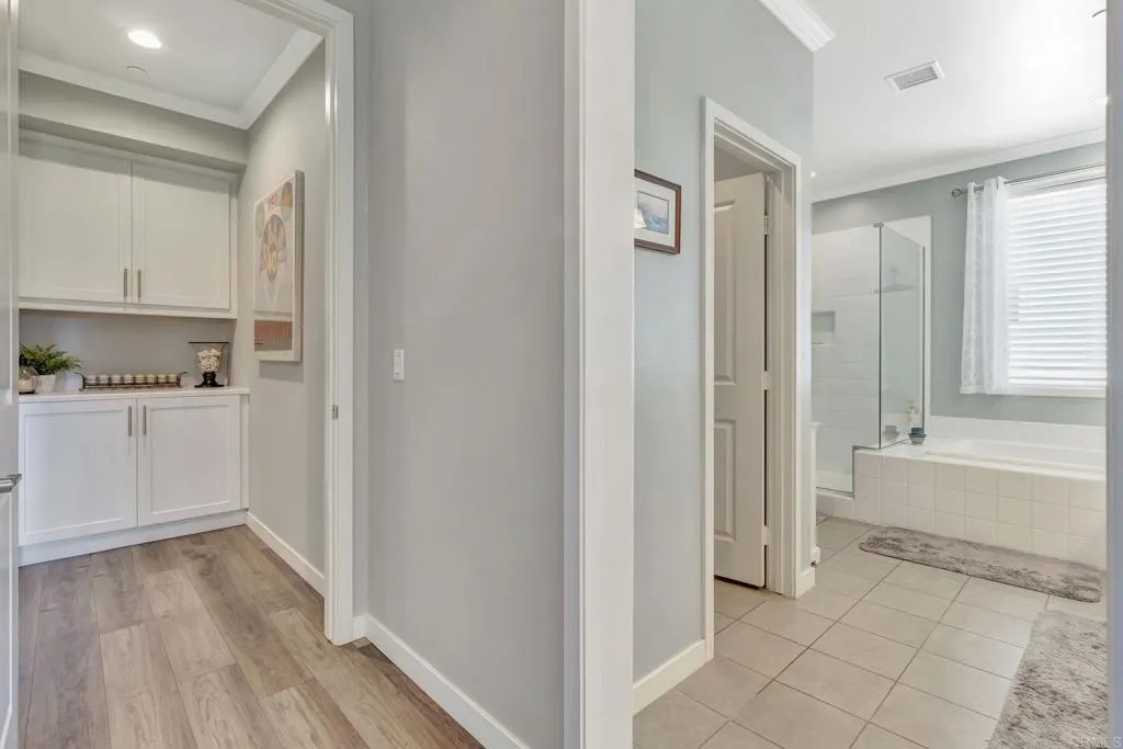 https://cdn.realtyfeed.com/cdn/127/306540109/f4360f2bc235ce8ac3afd533152e2ad9.webp