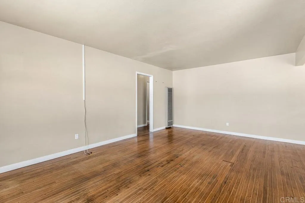 https://cdn.realtyfeed.com/cdn/127/306540114/904e7e20c58cd48e8af45ef7aa5ae19f.webp