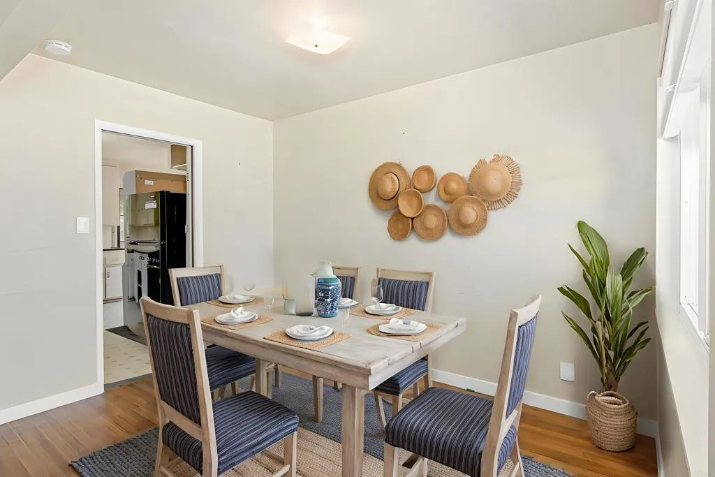 https://cdn.realtyfeed.com/cdn/127/306540114/c81ac8669f33dad8bfb45b06c0324eb0.webp