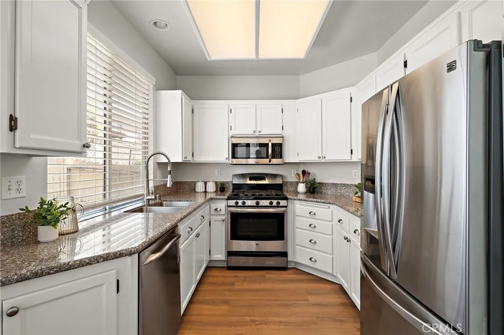 https://cdn.realtyfeed.com/cdn/127/306540210/1b80854b5897f035471226fc71d78170.webp