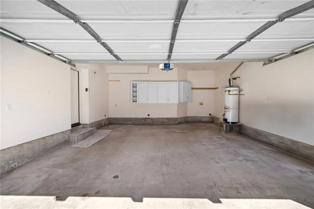 https://cdn.realtyfeed.com/cdn/127/306540210/2d9a06c6076ea798c0c0c021acd7f820.webp