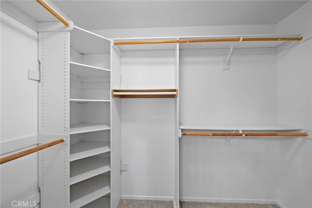 https://cdn.realtyfeed.com/cdn/127/306540210/4a7778b6ff32452757c90b25eca90b7a.webp