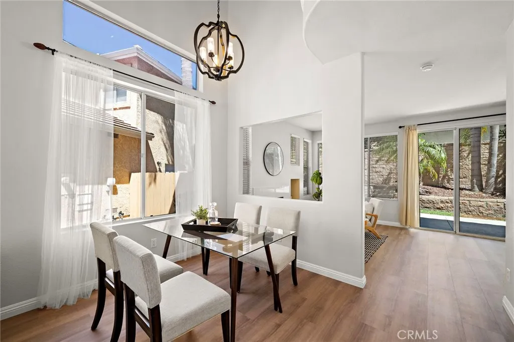 https://cdn.realtyfeed.com/cdn/127/306540210/8bf2f88e9f563e8616b827e464eabe0d.webp