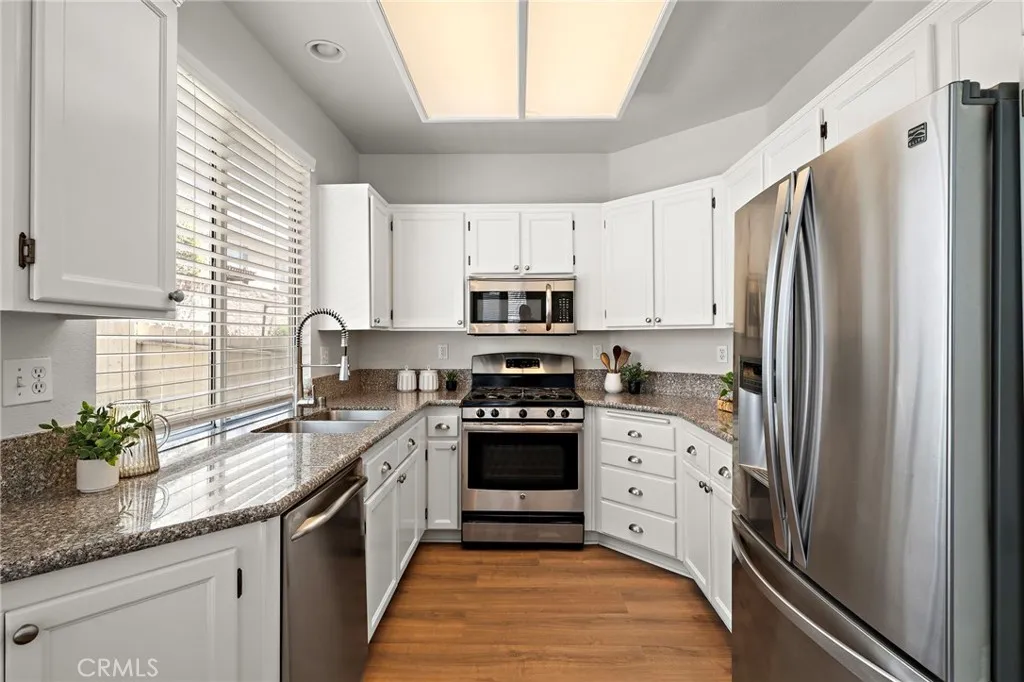 https://cdn.realtyfeed.com/cdn/127/306540210/940ebf0bb714c7c86e850ae6f0c6866d.webp