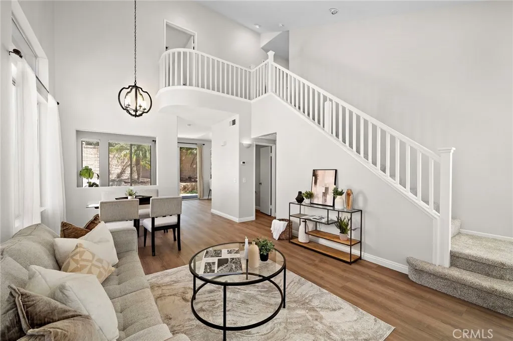 https://cdn.realtyfeed.com/cdn/127/306540210/b6916c9f111030ceb70b68579f99b02e.webp