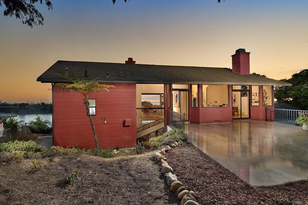 https://cdn.realtyfeed.com/cdn/127/306540267/001e3147e07dd4c6e2b6c58e0f3cc84f.webp