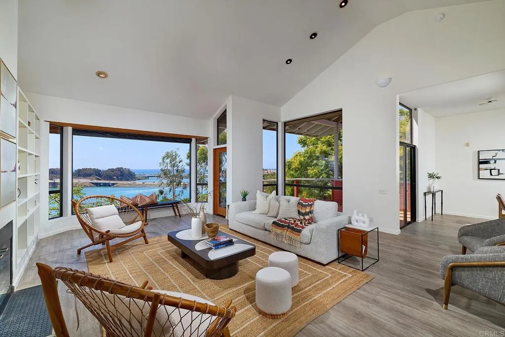 https://cdn.realtyfeed.com/cdn/127/306540267/02376b496213ae8c1eba0c295f1bb623.webp