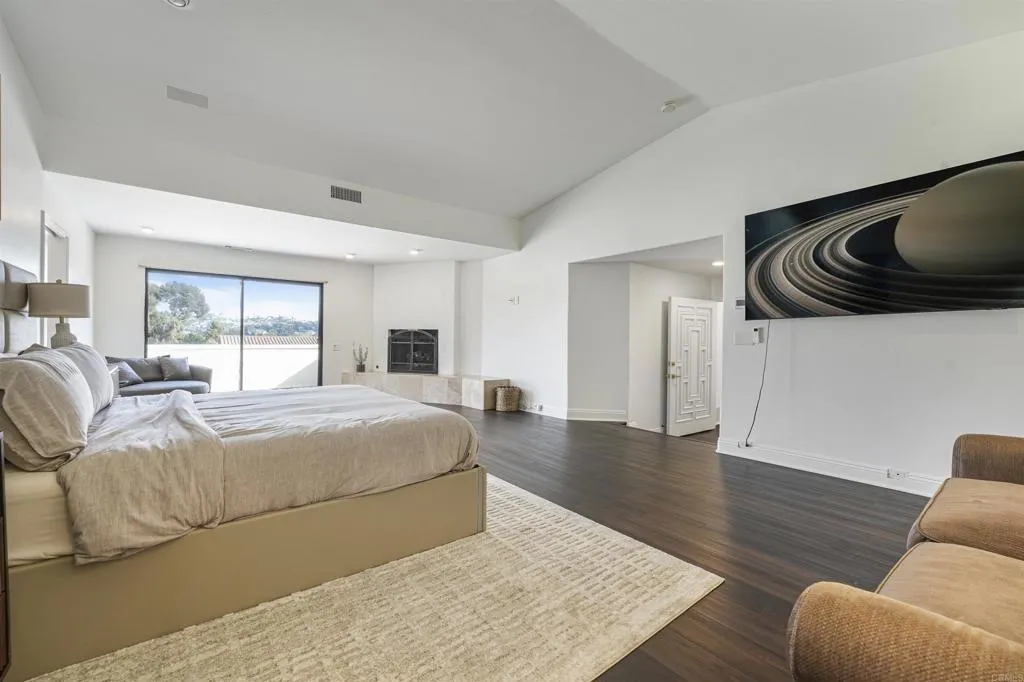 https://cdn.realtyfeed.com/cdn/127/306540270/3ca07ed02b8ce65ddf15d512a5e3d856.webp
