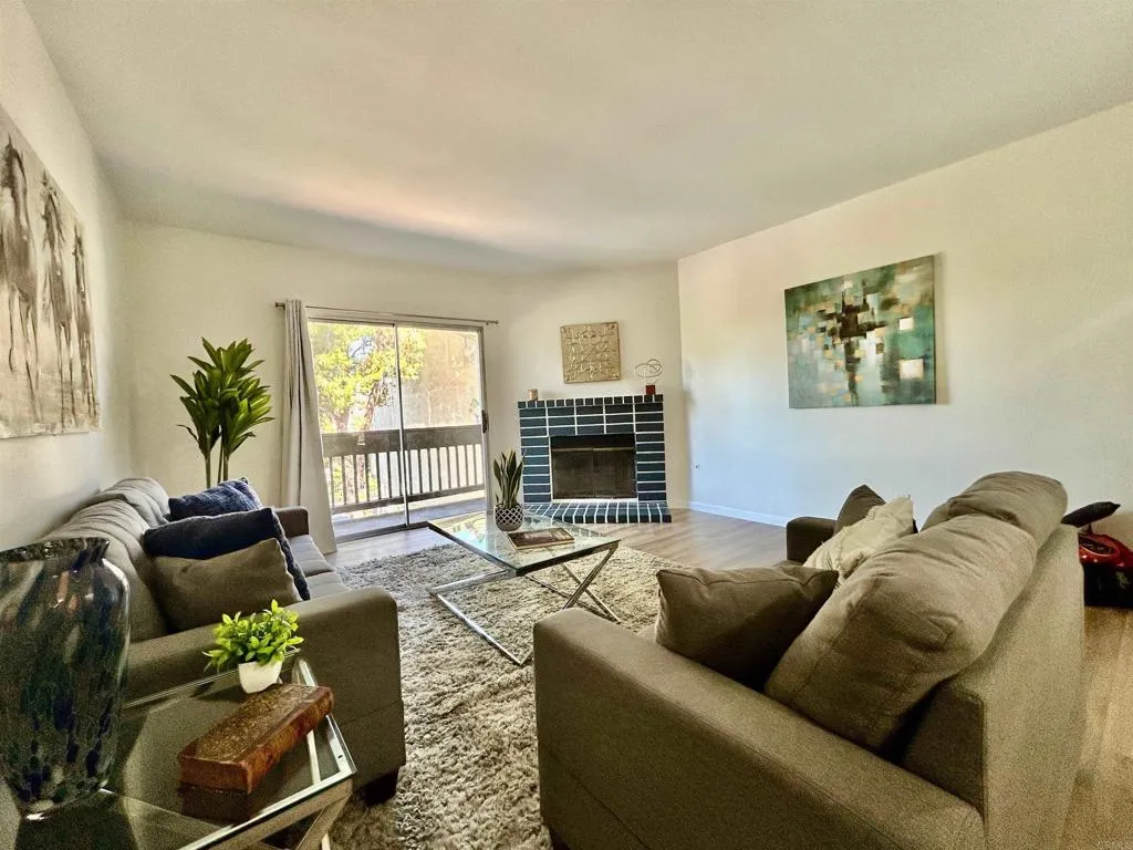 https://cdn.realtyfeed.com/cdn/127/306540289/eb4f3e2ee6275b0add4233d214b3a64e.webp