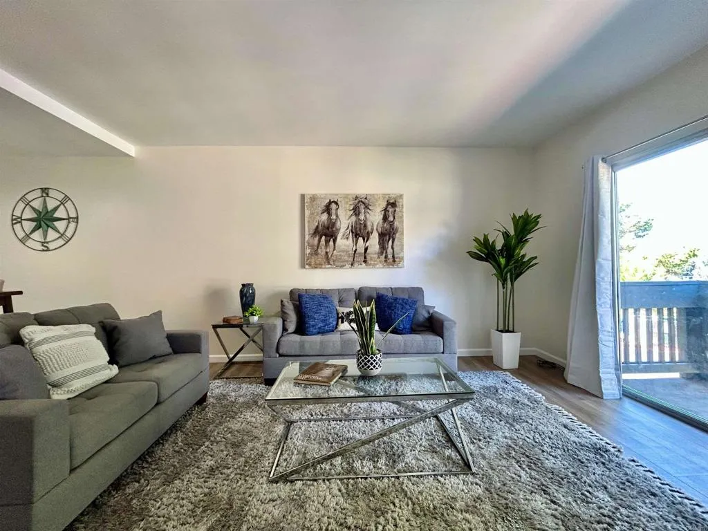 https://cdn.realtyfeed.com/cdn/127/306540289/ff3cb220b522548d4c6fcddc1cf293b4.webp