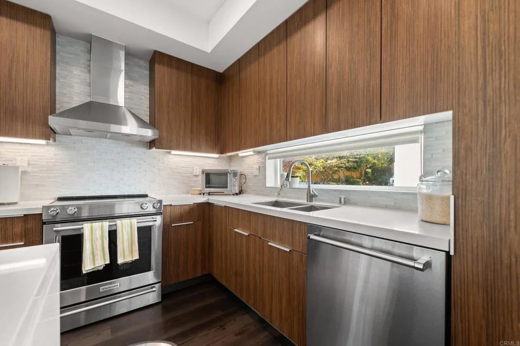 https://cdn.realtyfeed.com/cdn/127/306540330/ac8baa75b7cf642b865e9856a0348400.webp