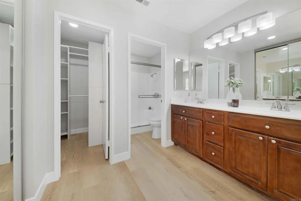 https://cdn.realtyfeed.com/cdn/127/306540333/812c0383e83a8a766da273621f6ee02f.webp