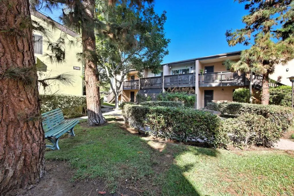 MLS: PTP2506930 Condo For Sale