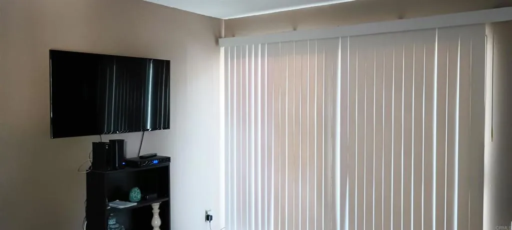 https://cdn.realtyfeed.com/cdn/127/306540406/0346b18a341d2ae0524c353adf0dd9e7.webp