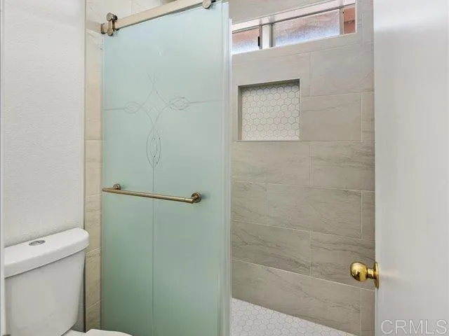 https://cdn.realtyfeed.com/cdn/127/306540481/82cf14d6af2a0b165efc9adc926f0ab9.webp