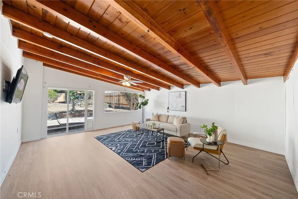 https://cdn.realtyfeed.com/cdn/127/306540505/255b7e152784614d5afe214575e72b78.webp