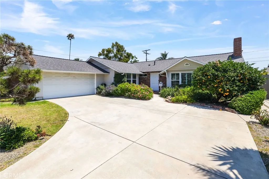 3072 Saint Albans Drive