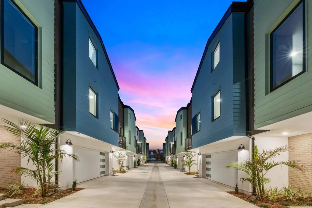 https://cdn.realtyfeed.com/cdn/127/306540724/09f475c40ad5d4a6c3d5e1f763070b12.webp