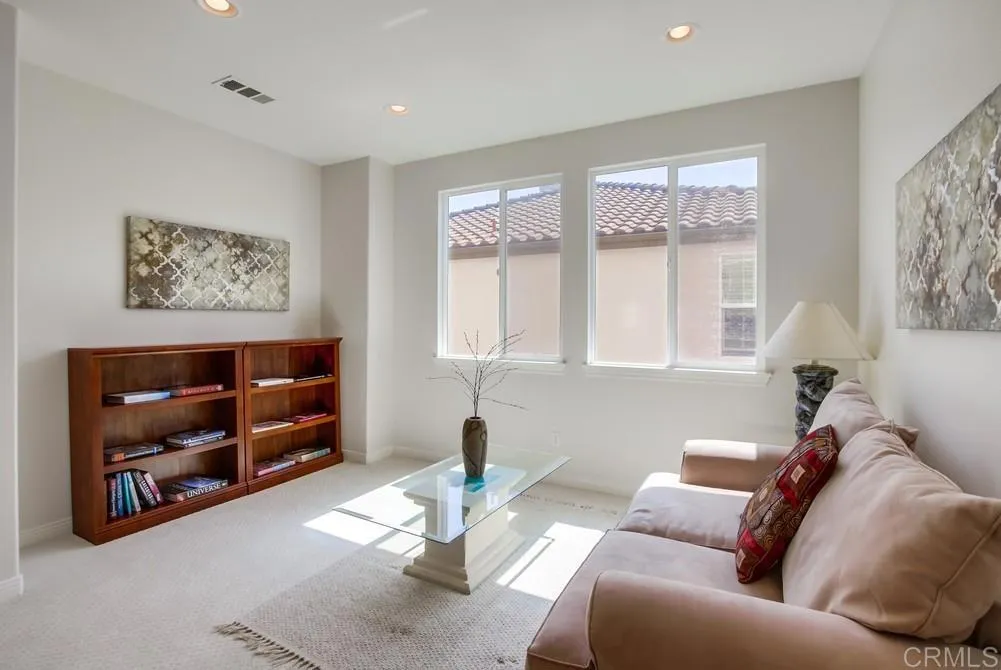 https://cdn.realtyfeed.com/cdn/127/306540749/4c6d9c7b62cd23d3745b72bc6a46dde4.webp