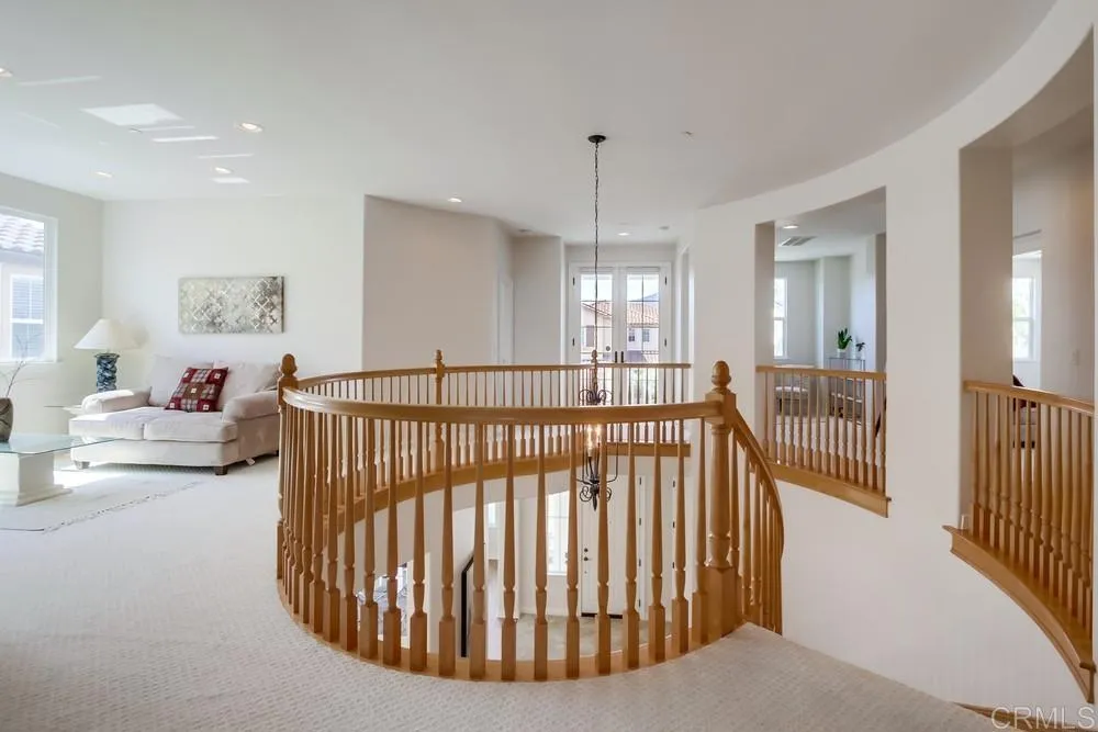 https://cdn.realtyfeed.com/cdn/127/306540749/a238f52bef0e0a7a69c23c06c5cb8f65.webp