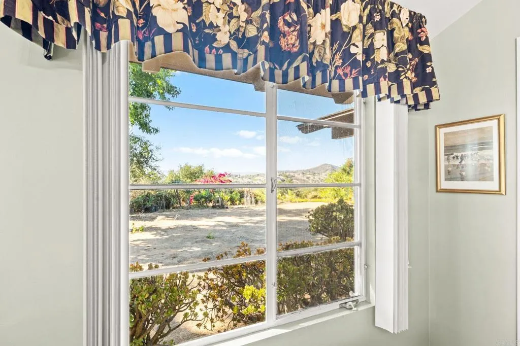 https://cdn.realtyfeed.com/cdn/127/306540754/a33ac75e18f1b575ea70d81c0a6e14bc.webp