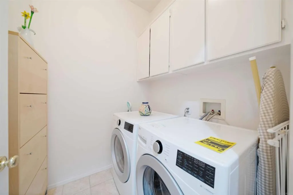 https://cdn.realtyfeed.com/cdn/127/306540758/30b06860619ca441f9bd0ed641bfd64b.webp