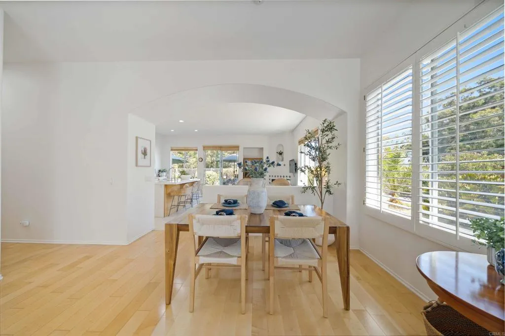 https://cdn.realtyfeed.com/cdn/127/306540758/b4c466e2f0d4a2c712260df7f2798de7.webp