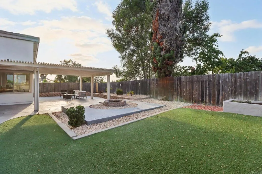 https://cdn.realtyfeed.com/cdn/127/306540780/0ef426f346e79394611d90e1e5e8efe2.webp