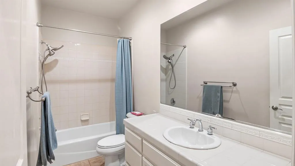 https://cdn.realtyfeed.com/cdn/127/306540808/0db0a512186730e8cc3abc239ff5c6a6.webp
