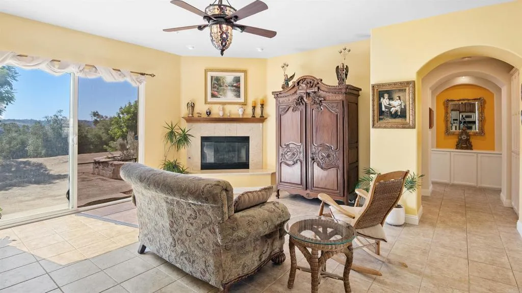 https://cdn.realtyfeed.com/cdn/127/306540808/4cd35dc043e10c742fb1fd938d03b586.webp