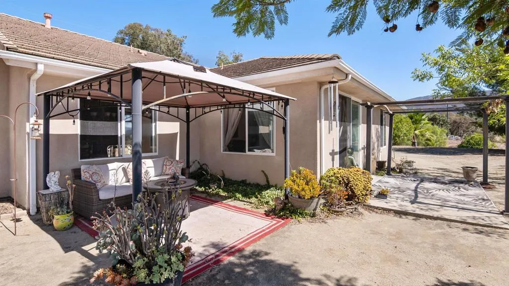 https://cdn.realtyfeed.com/cdn/127/306540808/53dc94e6c0f94cafd5f40810495da2f8.webp