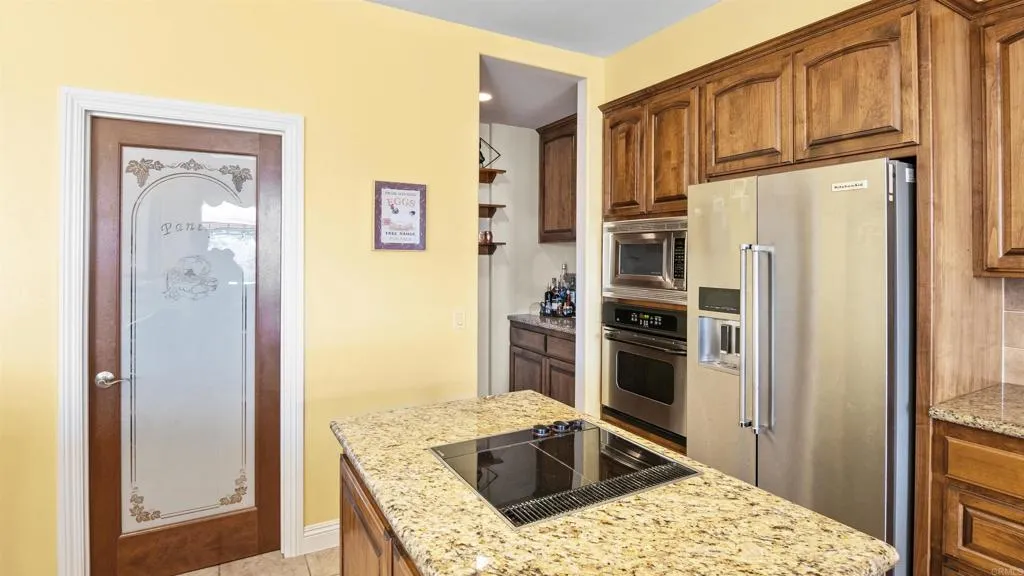 https://cdn.realtyfeed.com/cdn/127/306540808/c1490857d98f0f27da377452922a7c6a.webp
